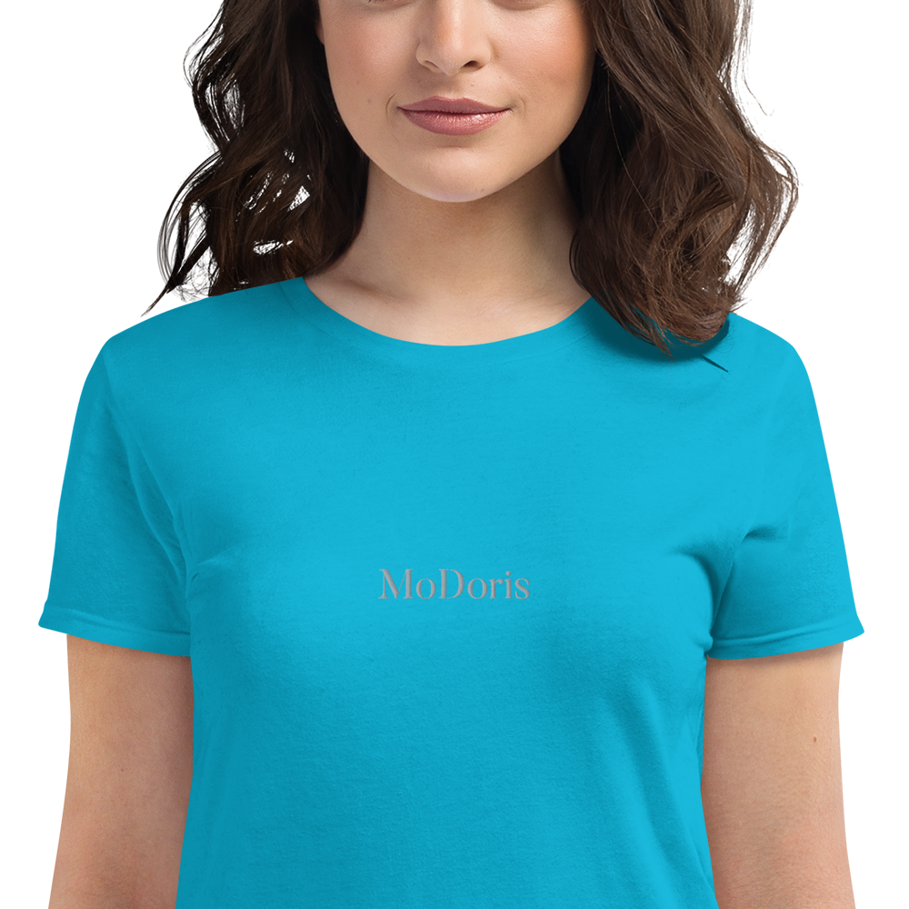 MoDoris Women's Short Sleeve T-shirt