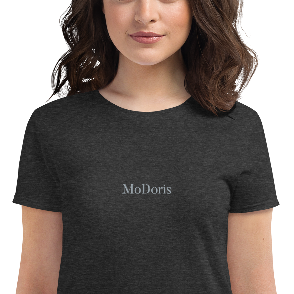MoDoris Women's Short Sleeve T-shirt